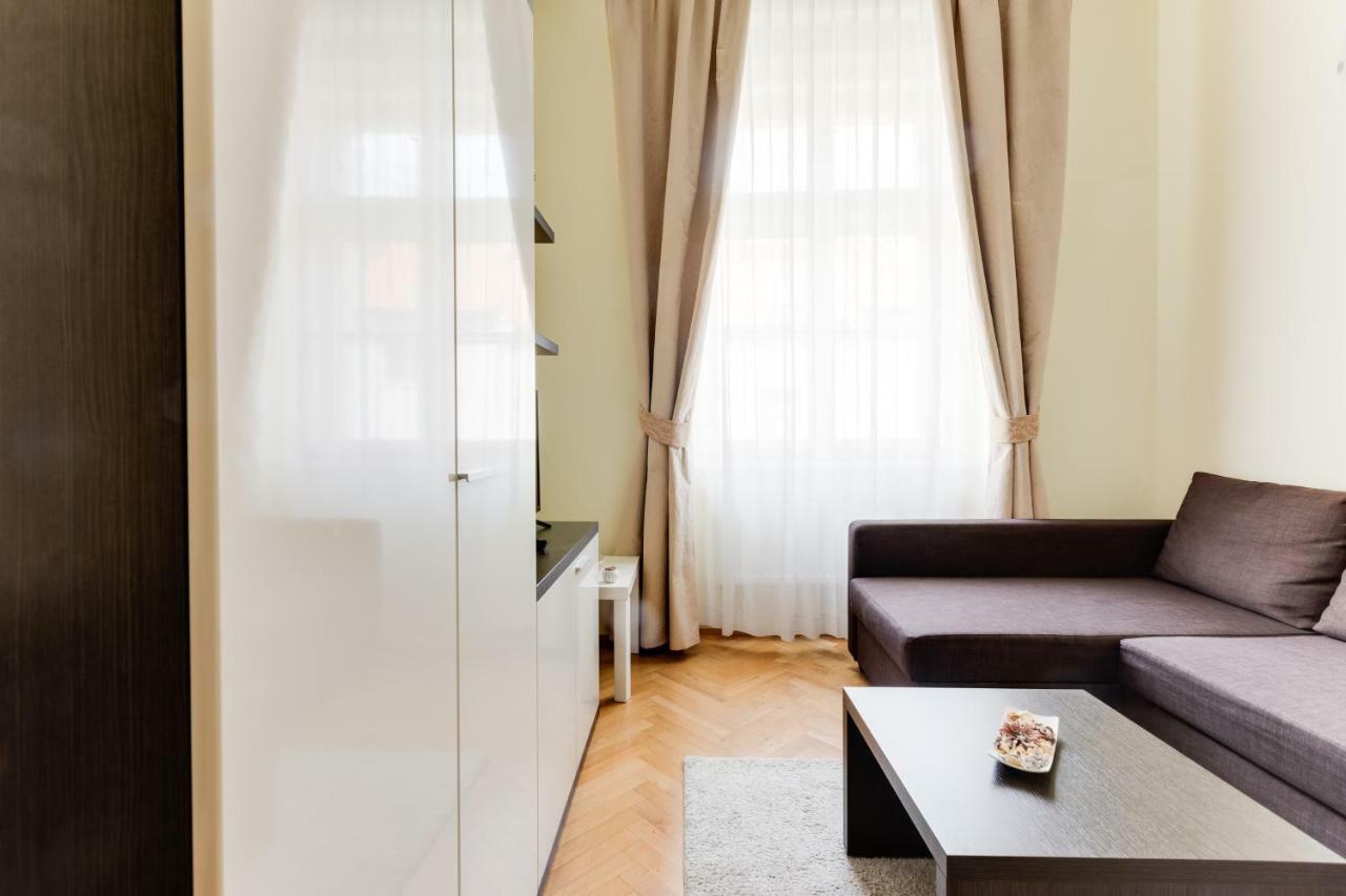 Apartment Halkova 5 Prag Exterior foto
