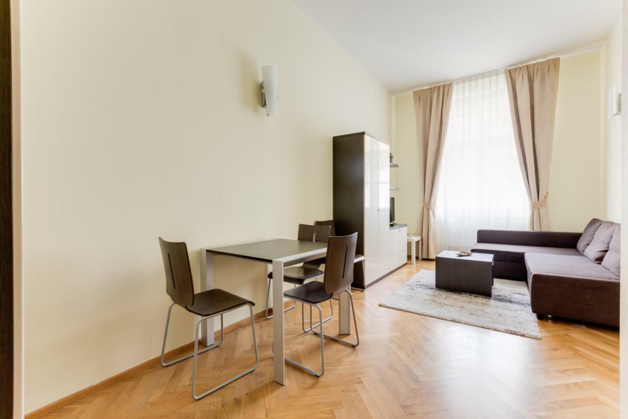 Apartment Halkova 5 Prag Exterior foto